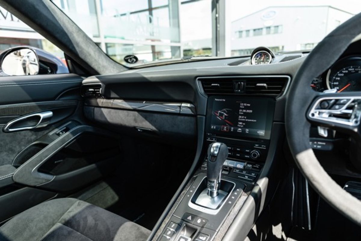 PORSCHE 911 COUPE 3.0 CARRERA GTS PDK 2DR SEMI AUTOMATIC