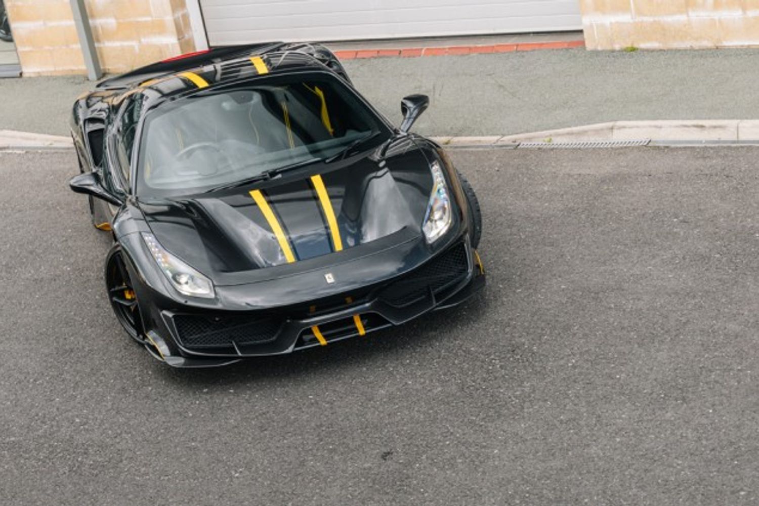 FERRARI 488 PISTA VSS CONVERTIBLE 3.9 VSS 2DR SEMI AUTOMATIC