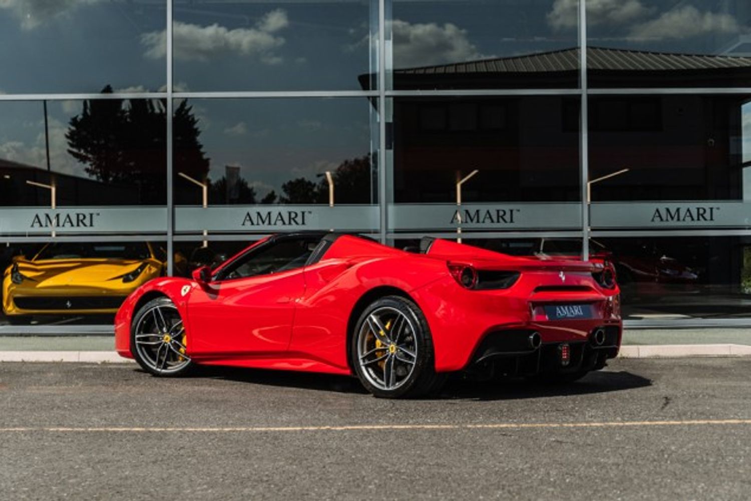 FERRARI 488 CONVERTIBLE 3.9 SPIDER 2DR SEMI AUTOMATIC