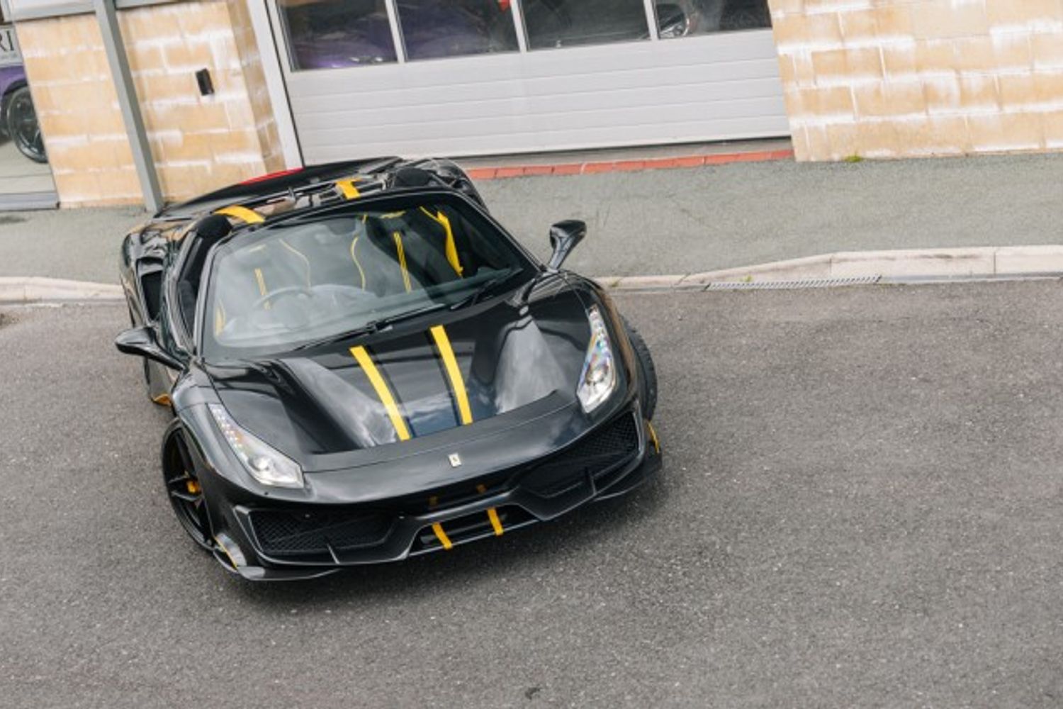 FERRARI 488 PISTA VSS CONVERTIBLE 3.9 VSS 2DR SEMI AUTOMATIC