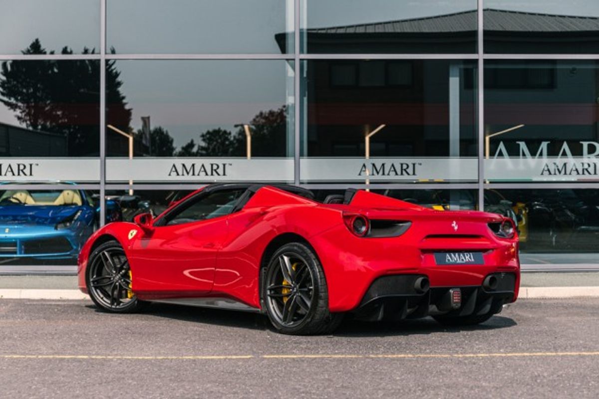 FERRARI 488 CONVERTIBLE 3.9 SPIDER 2DR SEMI AUTOMATIC
