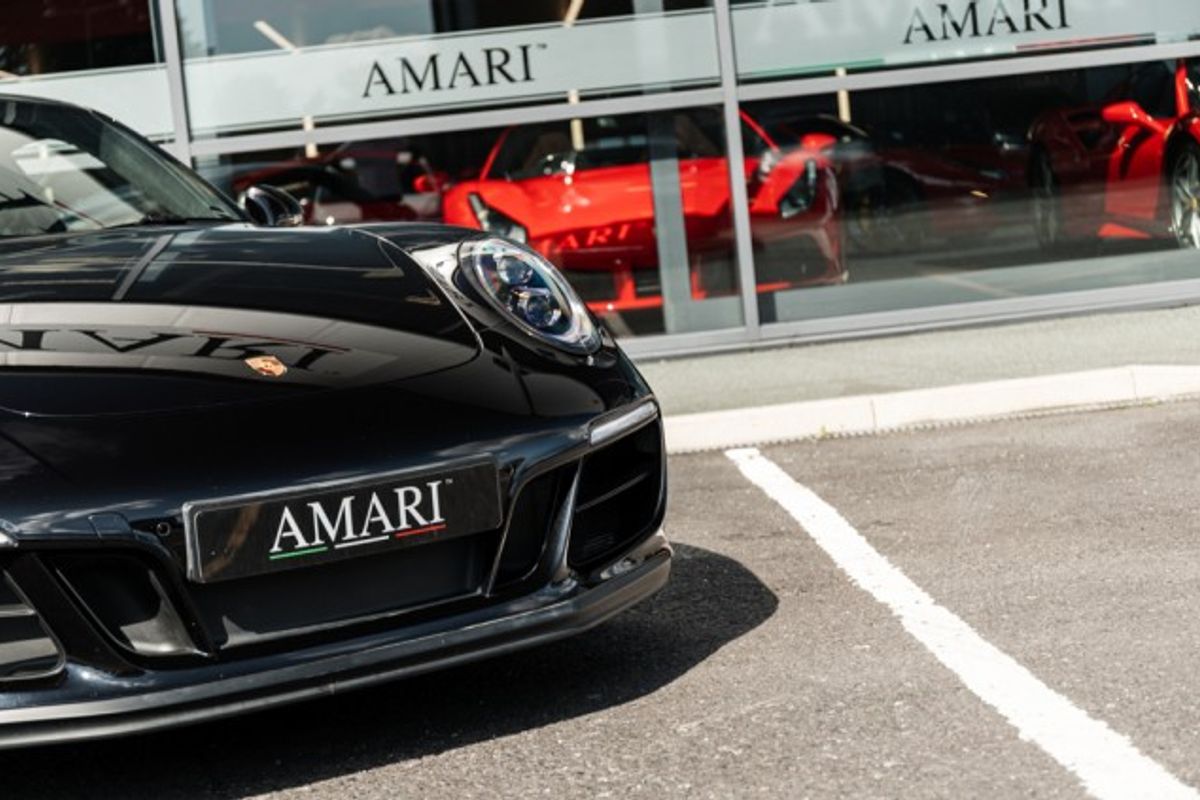 PORSCHE 911 COUPE 3.0 CARRERA GTS PDK 2DR SEMI AUTOMATIC