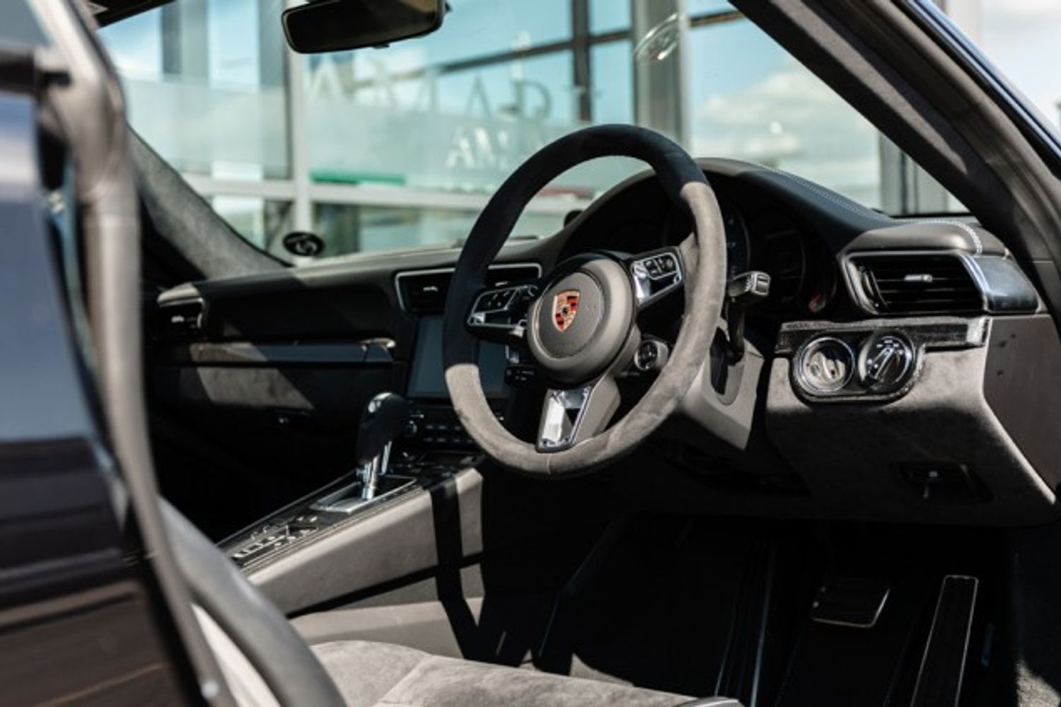PORSCHE 911 COUPE 3.0 CARRERA GTS PDK 2DR SEMI AUTOMATIC