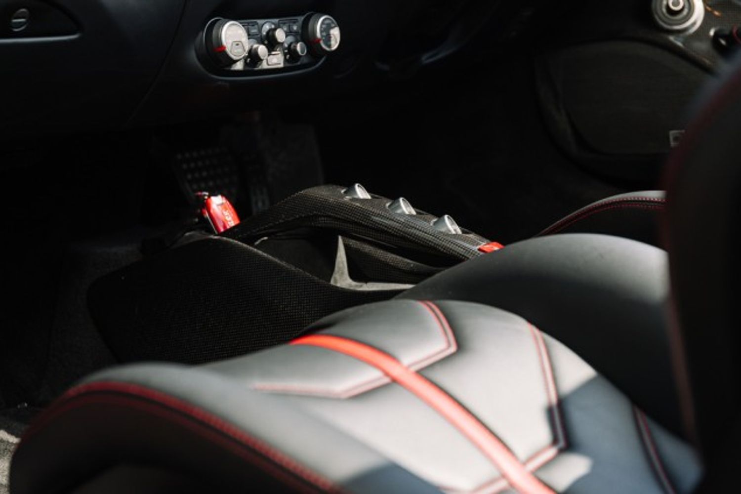 FERRARI 488 CONVERTIBLE 3.9 SPIDER 2DR SEMI AUTOMATIC