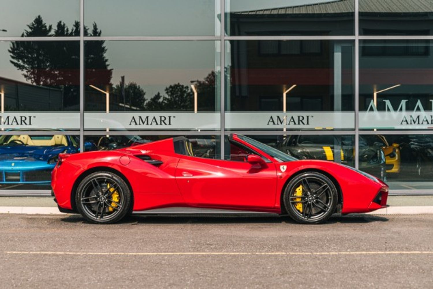 FERRARI 488 CONVERTIBLE 3.9 SPIDER 2DR SEMI AUTOMATIC