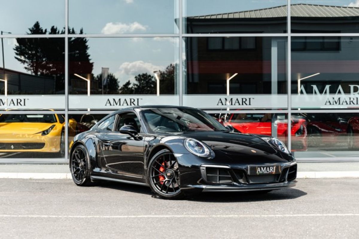 PORSCHE 911 COUPE 3.0 CARRERA GTS PDK 2DR SEMI AUTOMATIC