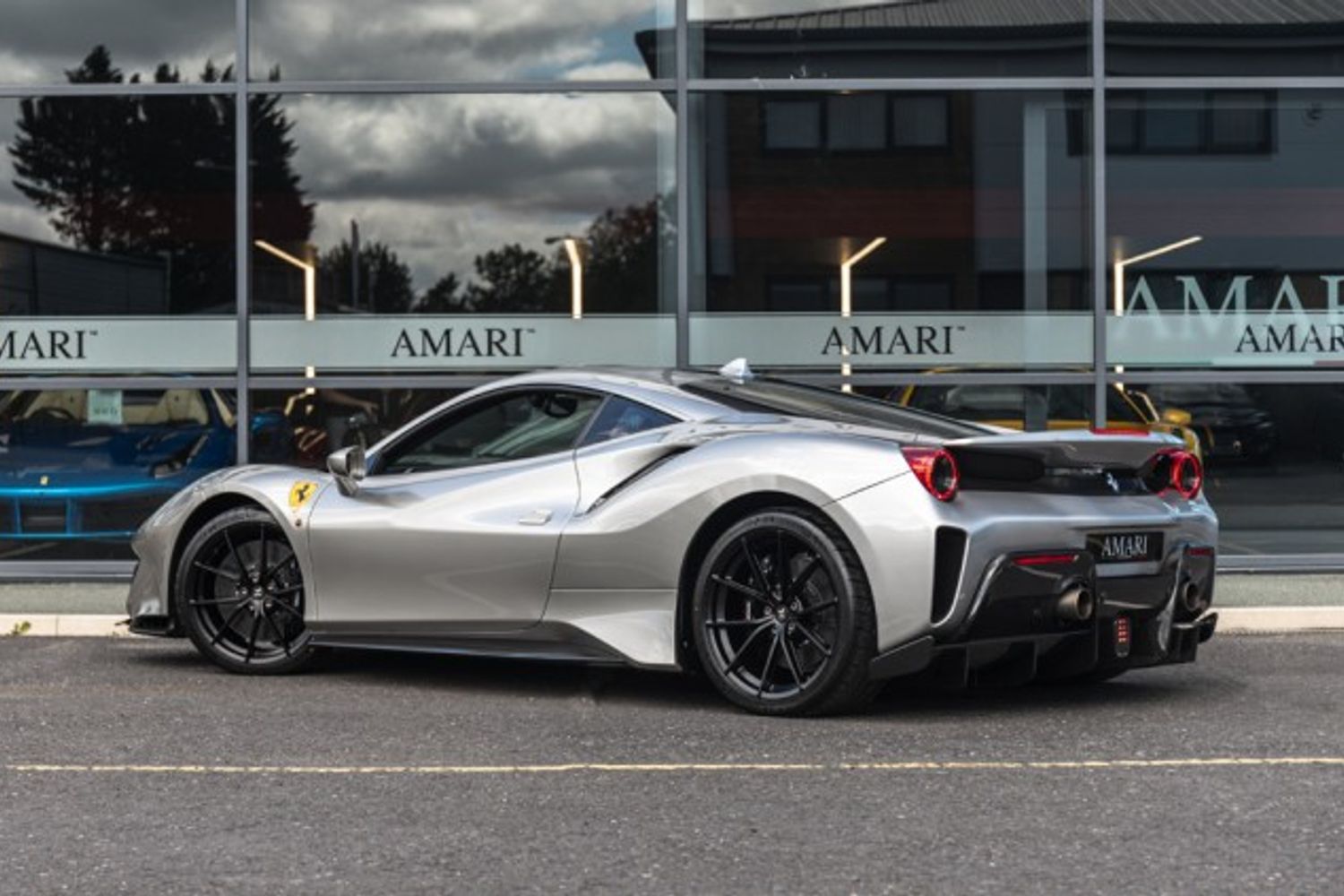 FERRARI 488 PISTA VS COUPE 3.9 VS 2DR SEMI AUTOMATIC