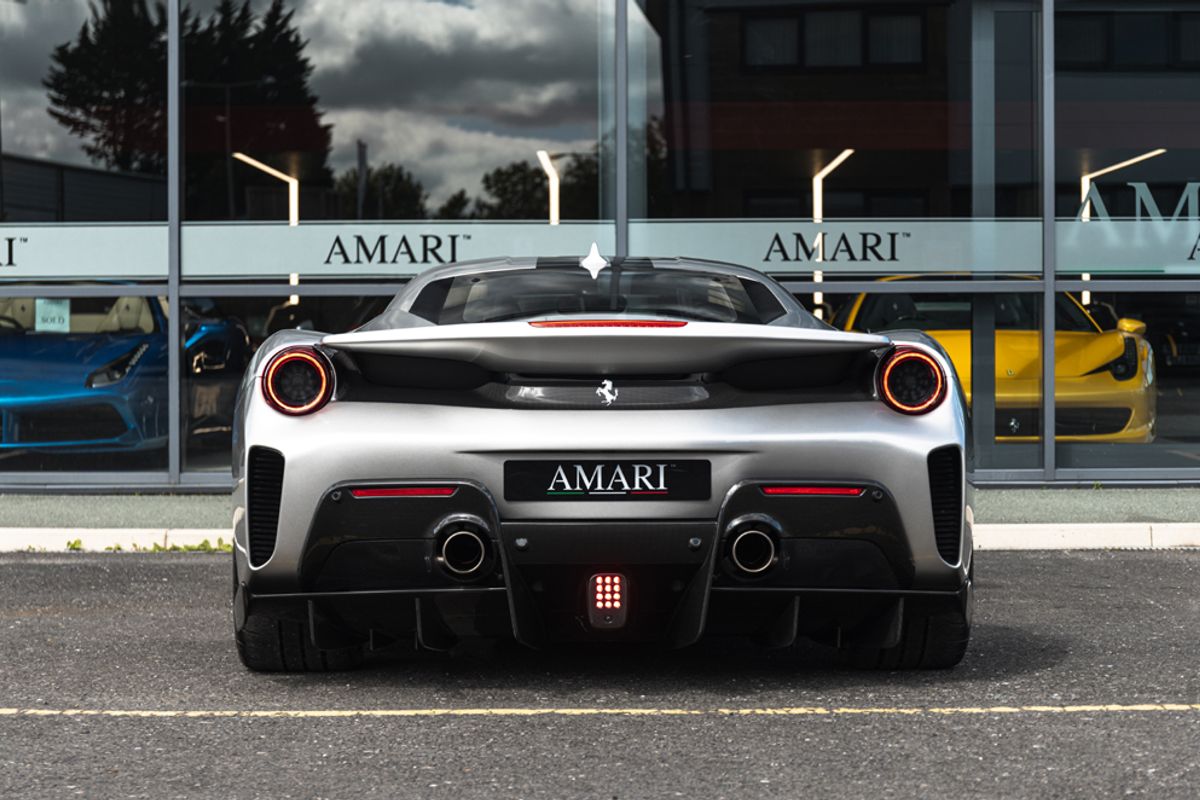 FERRARI 488 PISTA VS COUPE 3.9 VS 2DR SEMI AUTOMATIC