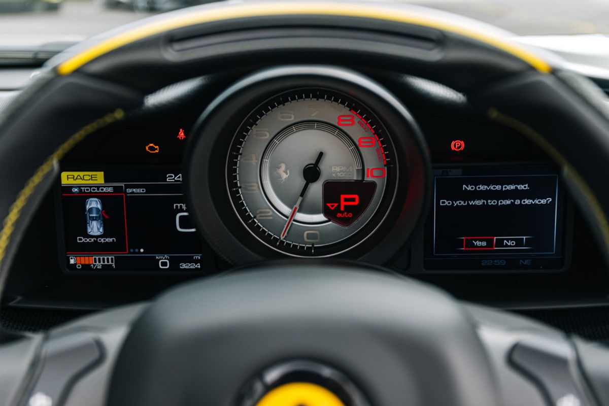 FERRARI 488 PISTA VSS CONVERTIBLE 3.9 VSS 2DR SEMI AUTOMATIC