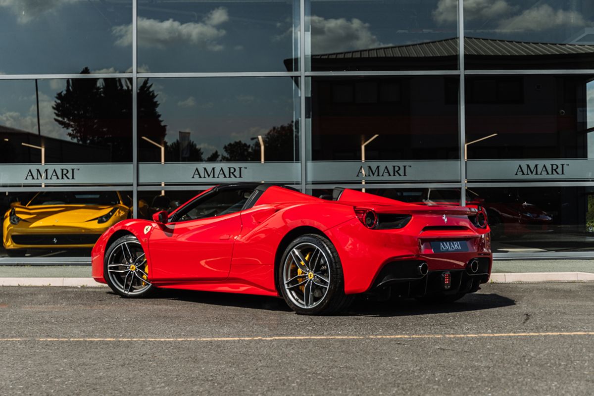 FERRARI 488 CONVERTIBLE 3.9 SPIDER 2DR SEMI AUTOMATIC