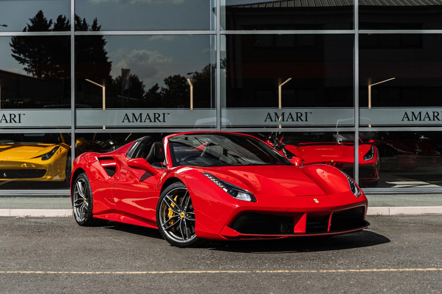 FERRARI 488 CONVERTIBLE 3.9 SPIDER 2DR SEMI AUTOMATIC