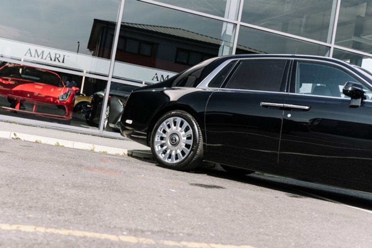 ROLLS-ROYCE PHANTOM COUPE 6.7 V12 SWB 2DR AUTOMATIC