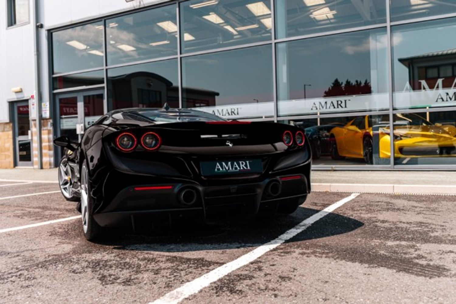 FERRARI F8 TRIBUTO COUPE 3.9 TRIBUTO 2DR SEMI AUTOMATIC