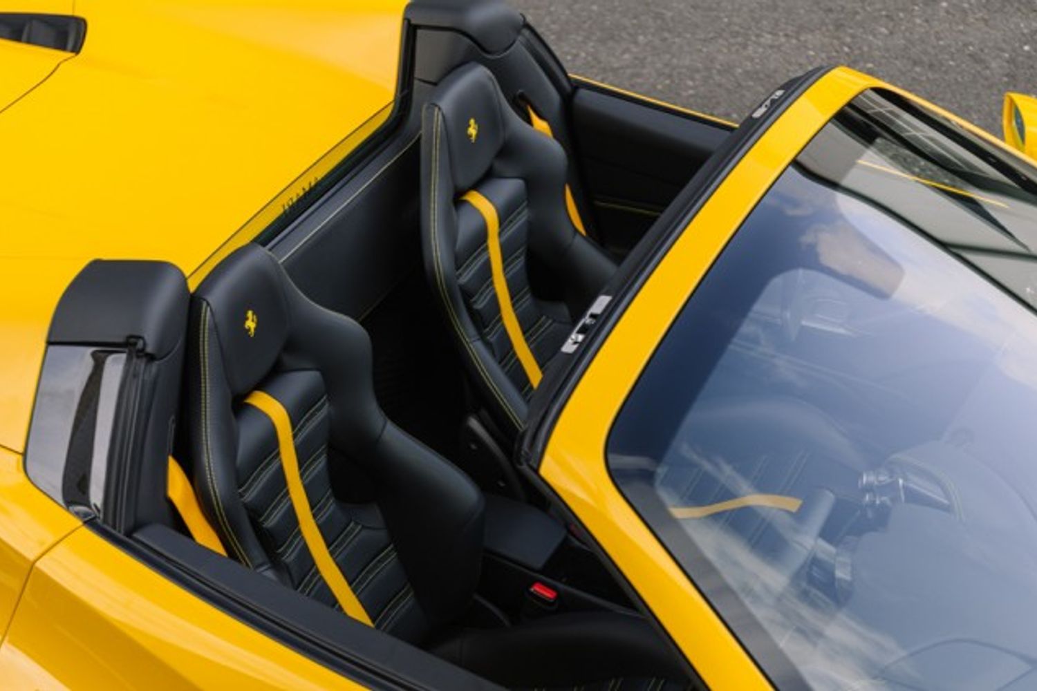 FERRARI 488 CONVERTIBLE 3.9 SPIDER 2DR SEMI AUTOMATIC
