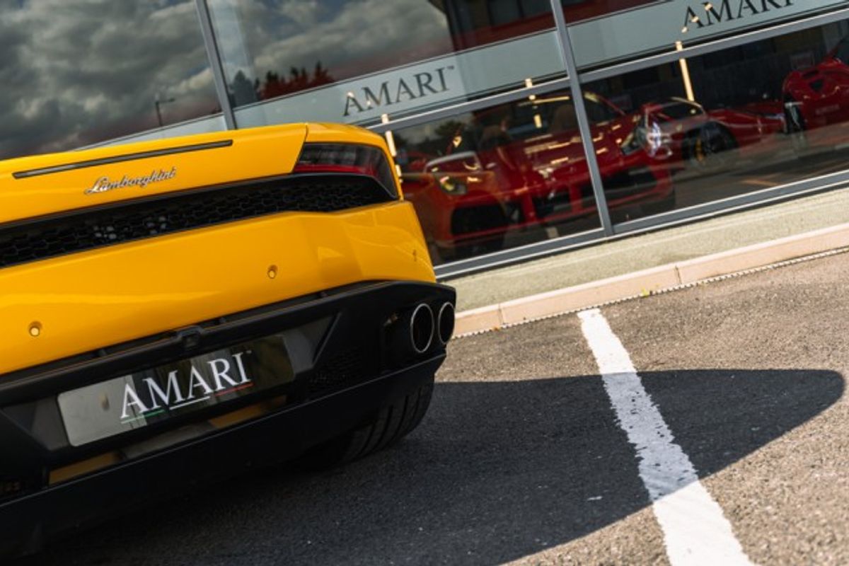 LAMBORGHINI HURACAN COUPE 5.2 LP 610-4 2DR SEMI AUTOMATIC