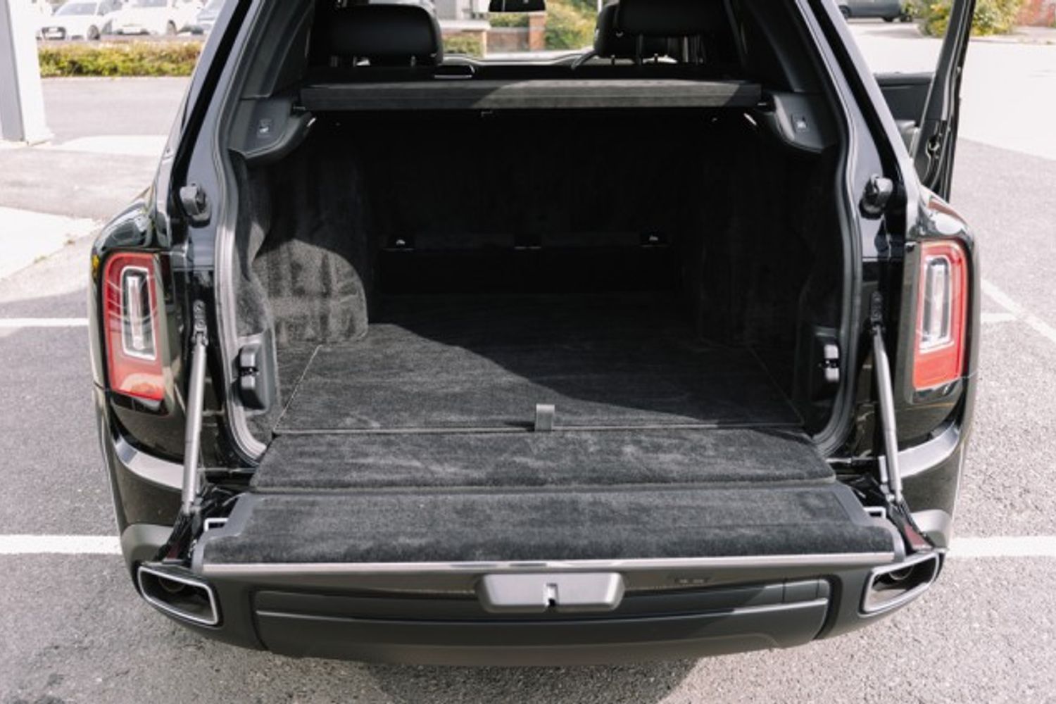 ROLLS-ROYCE CULLINAN ESTATE 6.7 V12 5DR AUTOMATIC