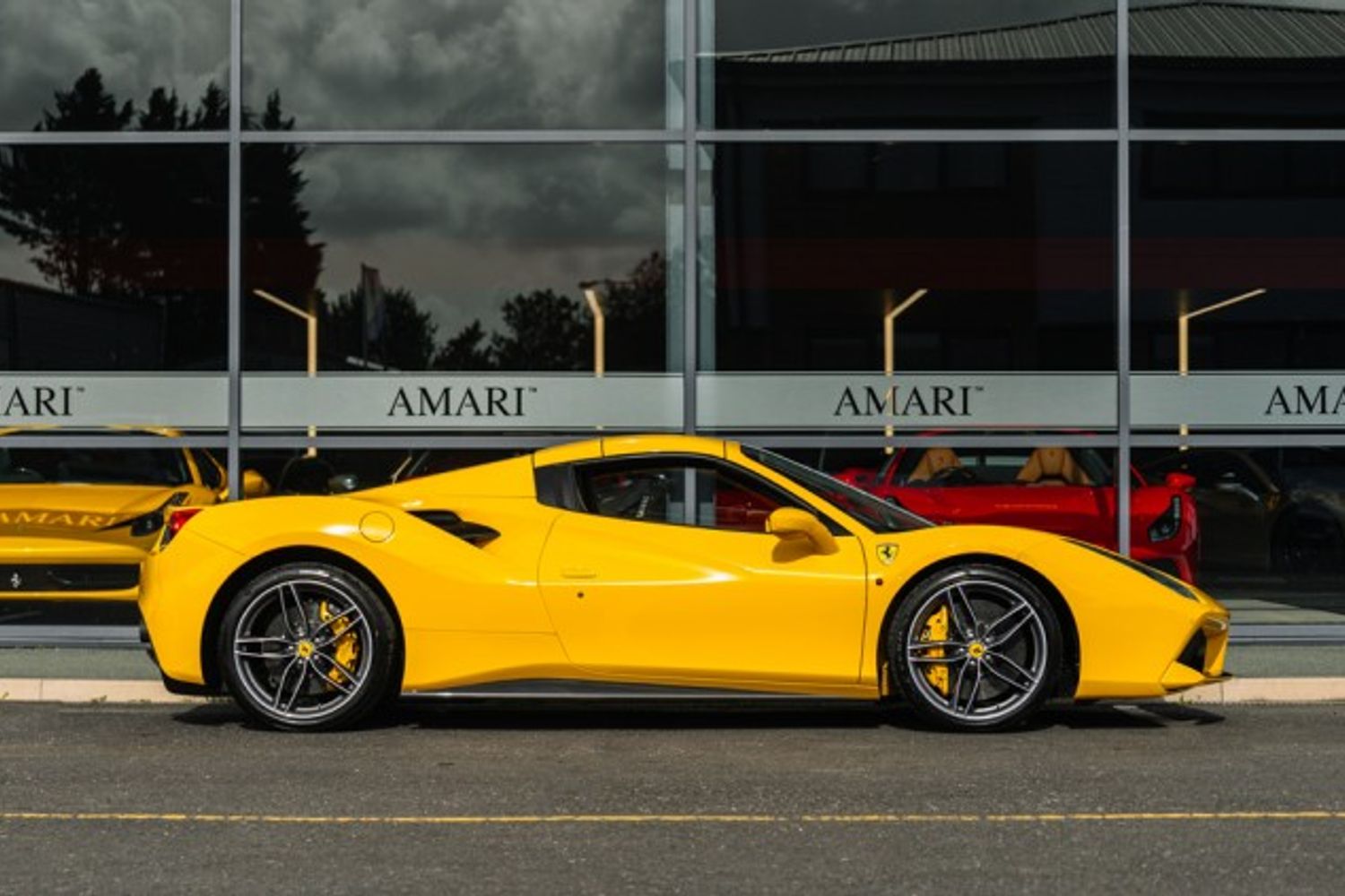 FERRARI 488 CONVERTIBLE 3.9 SPIDER 2DR SEMI AUTOMATIC