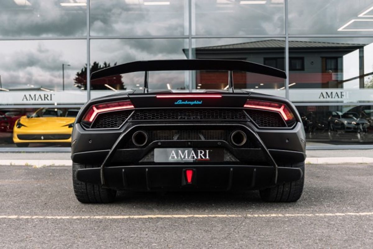 LAMBORGHINI HURACAN LP 640-4 PERFORMANTE COUPE 5.2 LP 640-4 PERFORMANTE 2DR SEMI AUTOMATIC