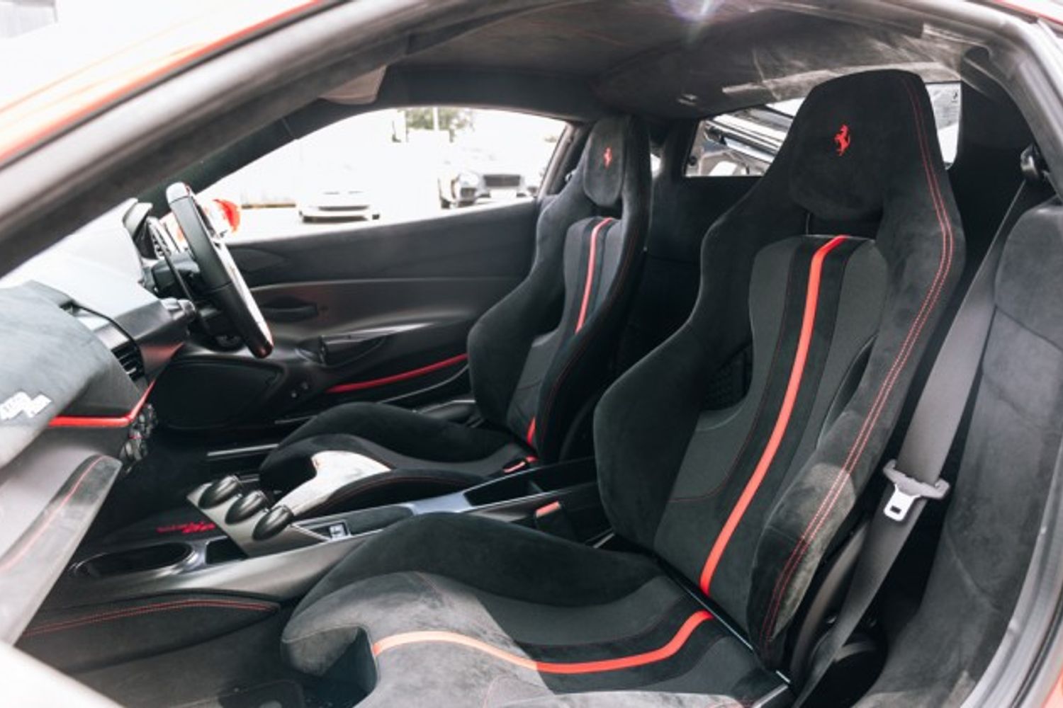 Ferrari 488 Pista Coupe 3.9 VS 2DR SEMI AUTOMATIC