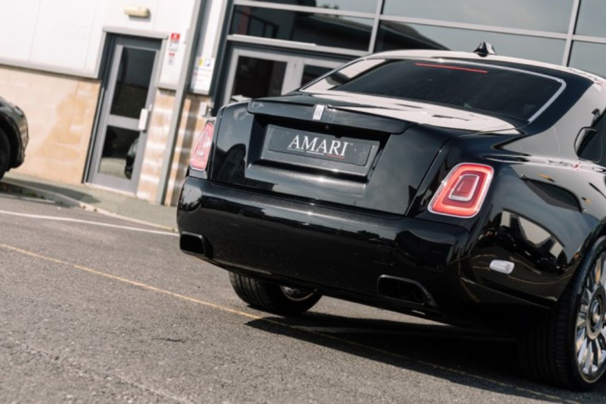 ROLLS-ROYCE PHANTOM COUPE 6.7 V12 SWB 2DR AUTOMATIC