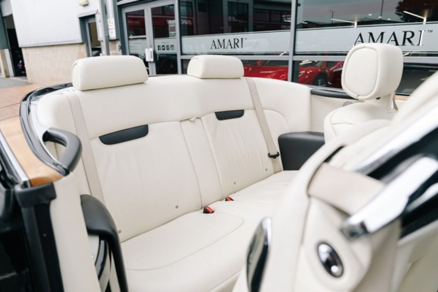 ROLLS-ROYCE PHANTOM CONVERTIBLE 6.7 PHANTOM DROPHEAD COUPE 2DR AUTOMATIC