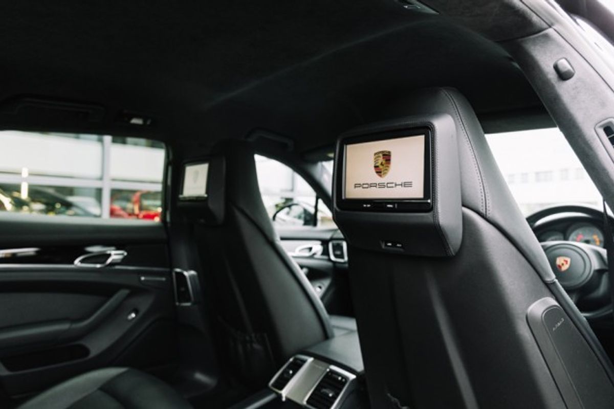 PORSCHE PANAMERA HYBRID ELECTRIC HATCHBACK 3.0 S E-HYBRID TIPTRONIC 5DR AUTOMATIC
