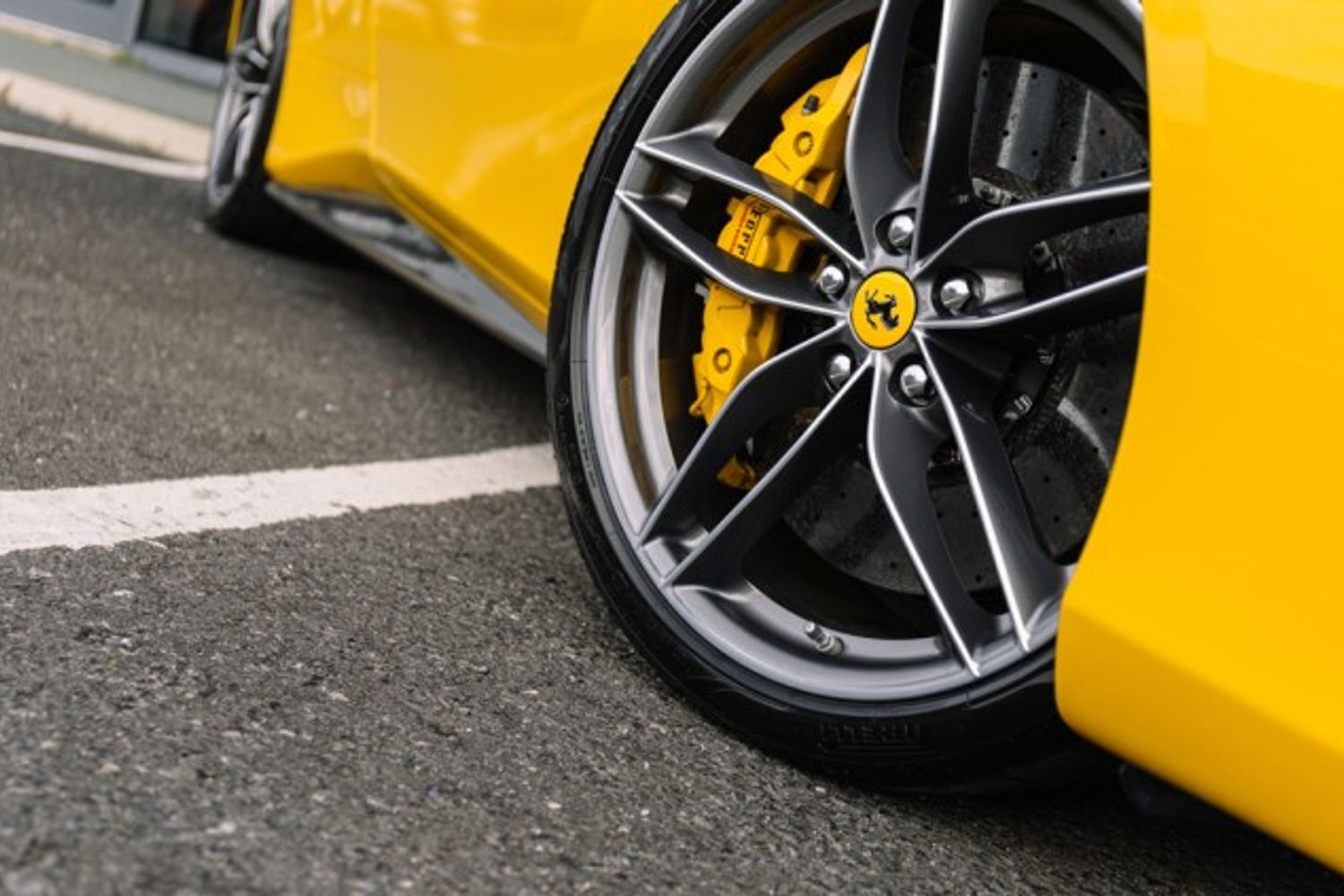 FERRARI 488 CONVERTIBLE 3.9 SPIDER 2DR SEMI AUTOMATIC