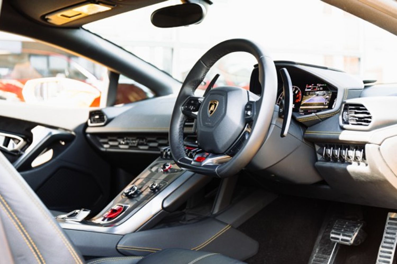 LAMBORGHINI HURACAN COUPE 5.2 LP 610-4 2DR SEMI AUTOMATIC