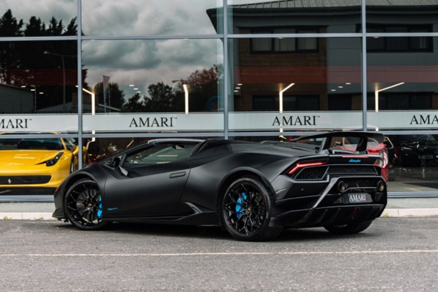 LAMBORGHINI HURACAN LP 640-4 PERFORMANTE COUPE 5.2 LP 640-4 PERFORMANTE 2DR SEMI AUTOMATIC
