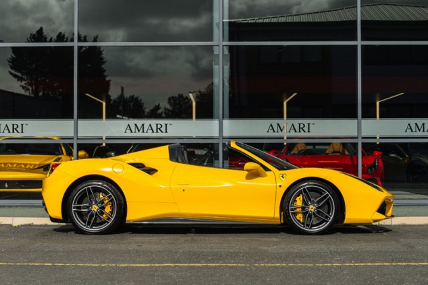 FERRARI 488 CONVERTIBLE 3.9 SPIDER 2DR SEMI AUTOMATIC