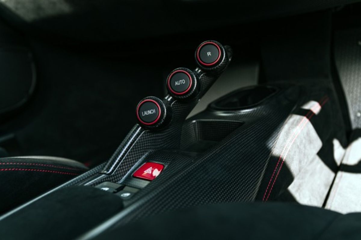 Ferrari 488 Pista Coupe 3.9 VS 2DR SEMI AUTOMATIC