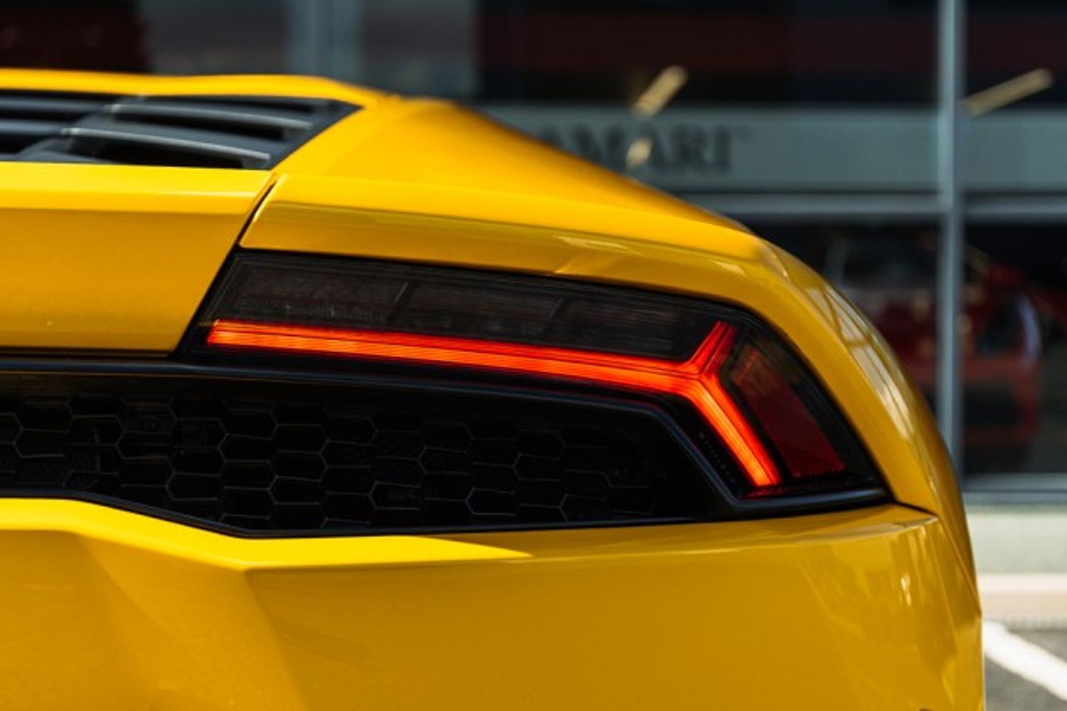 LAMBORGHINI HURACAN COUPE 5.2 LP 610-4 2DR SEMI AUTOMATIC