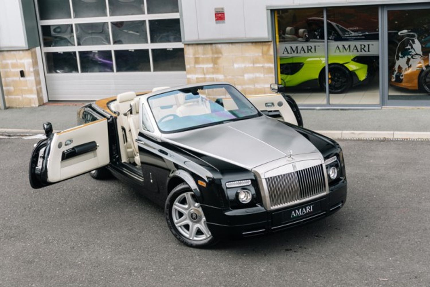 ROLLS-ROYCE PHANTOM CONVERTIBLE 6.7 PHANTOM DROPHEAD COUPE 2DR AUTOMATIC