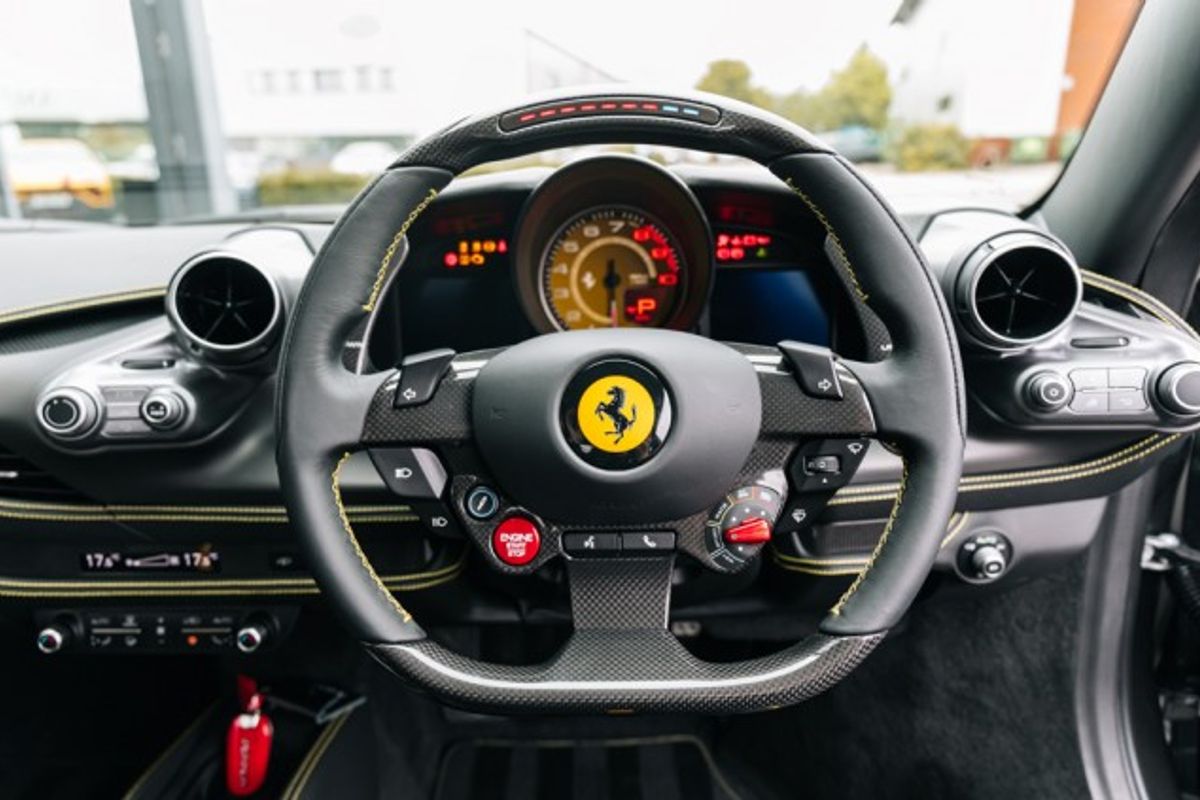 FERRARI F8 TRIBUTO COUPE 3.9 TRIBUTO 2DR SEMI AUTOMATIC