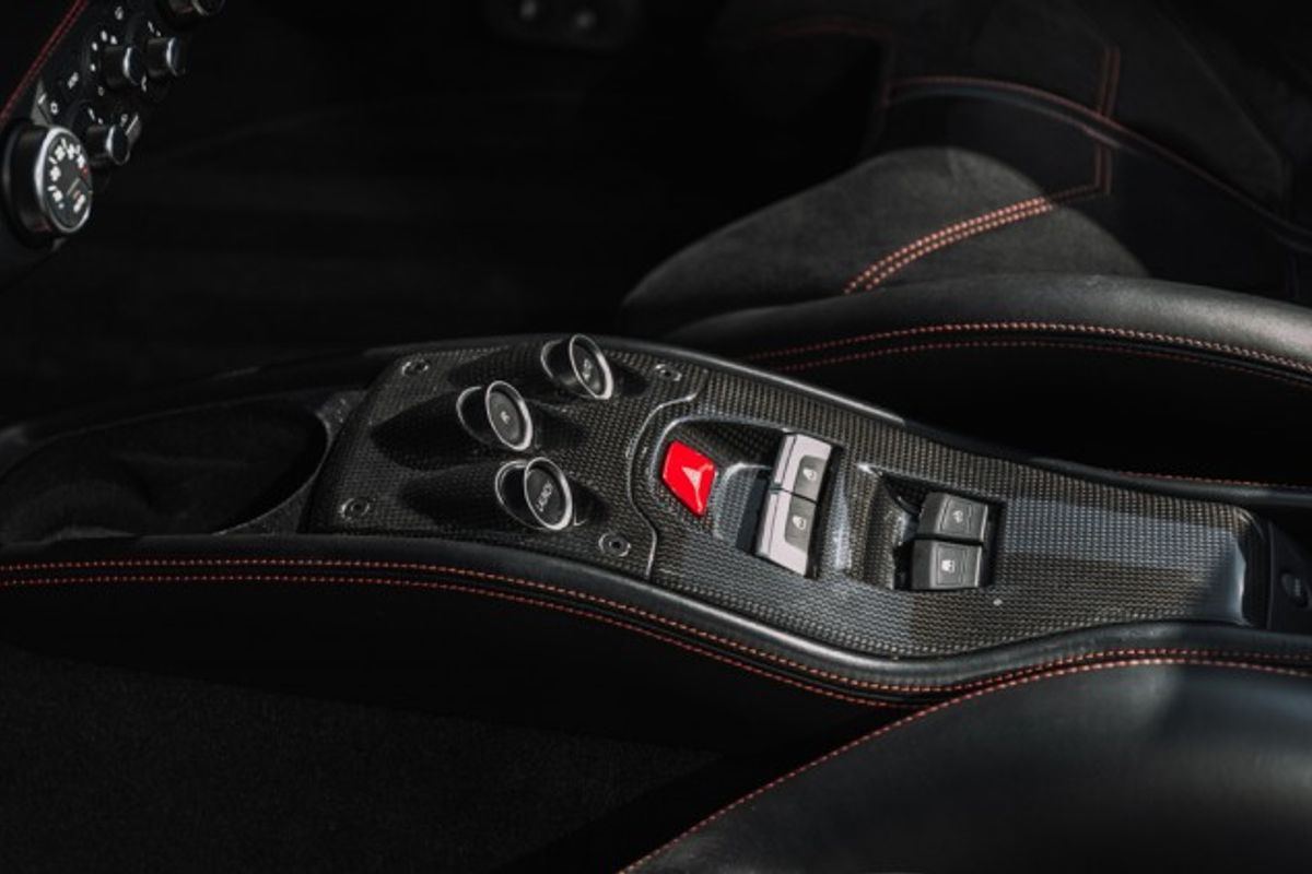 FERRARI 458 CONVERTIBLE 4.5 SPIDER DCT 2DR SEMI AUTOMATIC