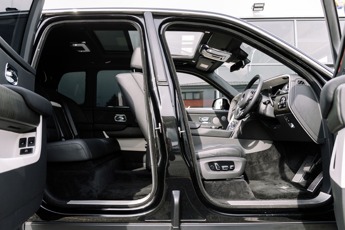 ROLLS-ROYCE CULLINAN ESTATE 6.7 V12 5DR AUTOMATIC