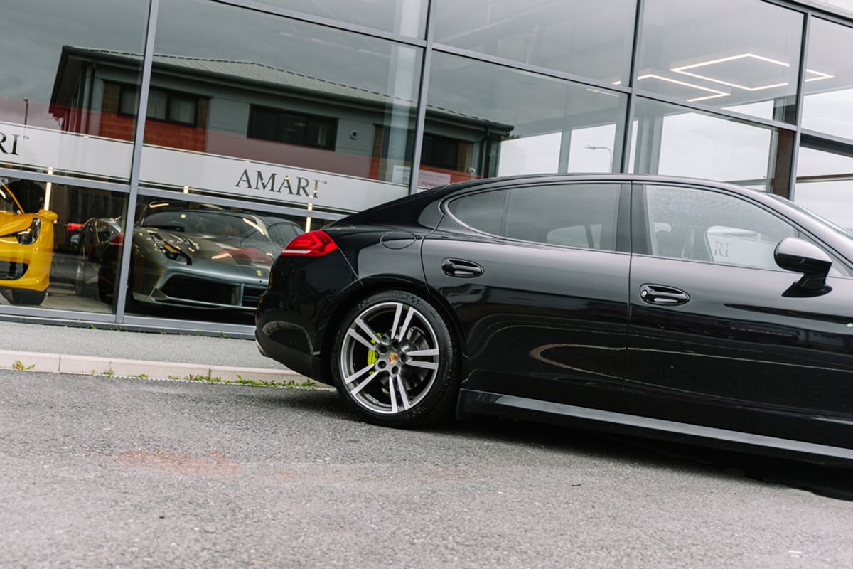 PORSCHE PANAMERA HYBRID ELECTRIC HATCHBACK 3.0 S E-HYBRID TIPTRONIC 5DR AUTOMATIC