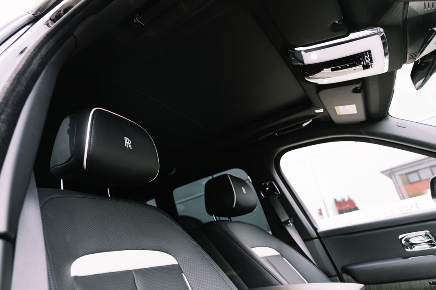 ROLLS-ROYCE CULLINAN ESTATE 6.7 V12 5DR AUTOMATIC