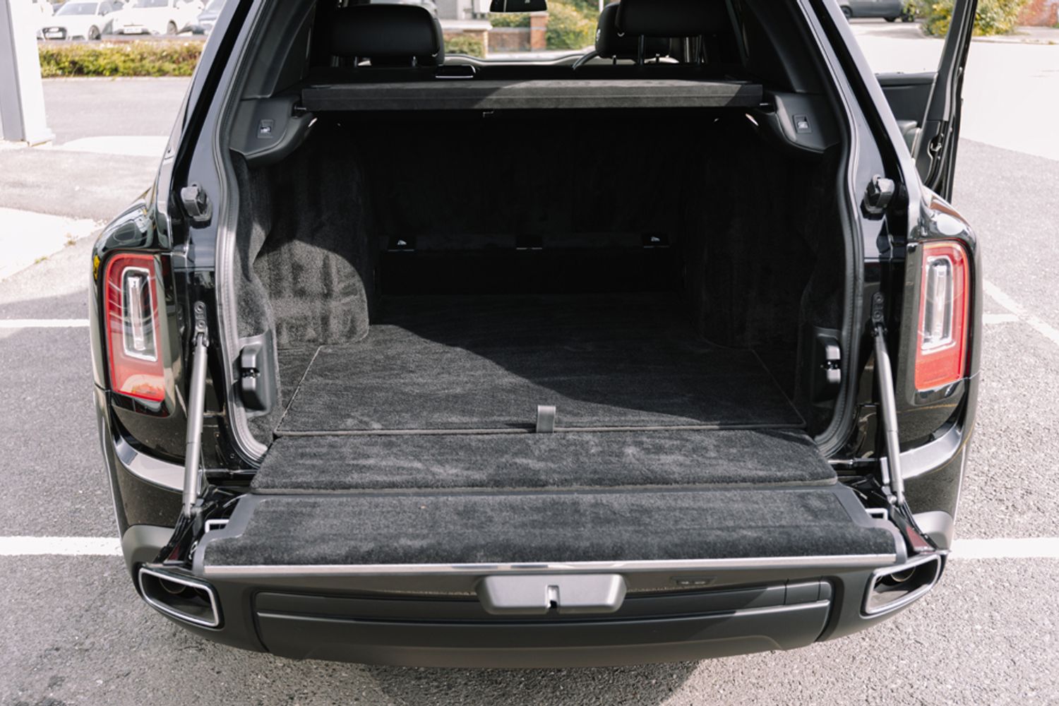 ROLLS-ROYCE CULLINAN ESTATE 6.7 V12 5DR AUTOMATIC