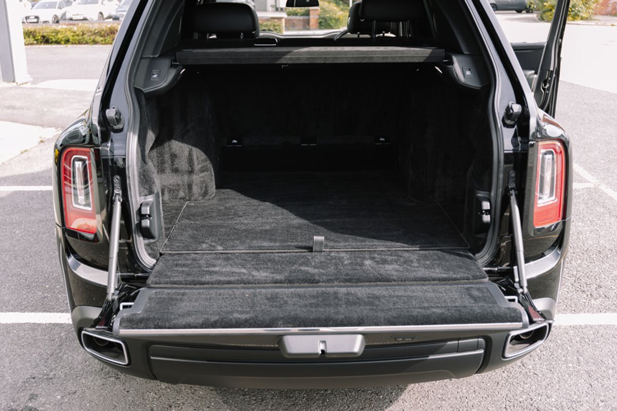 ROLLS-ROYCE CULLINAN ESTATE 6.7 V12 5DR AUTOMATIC