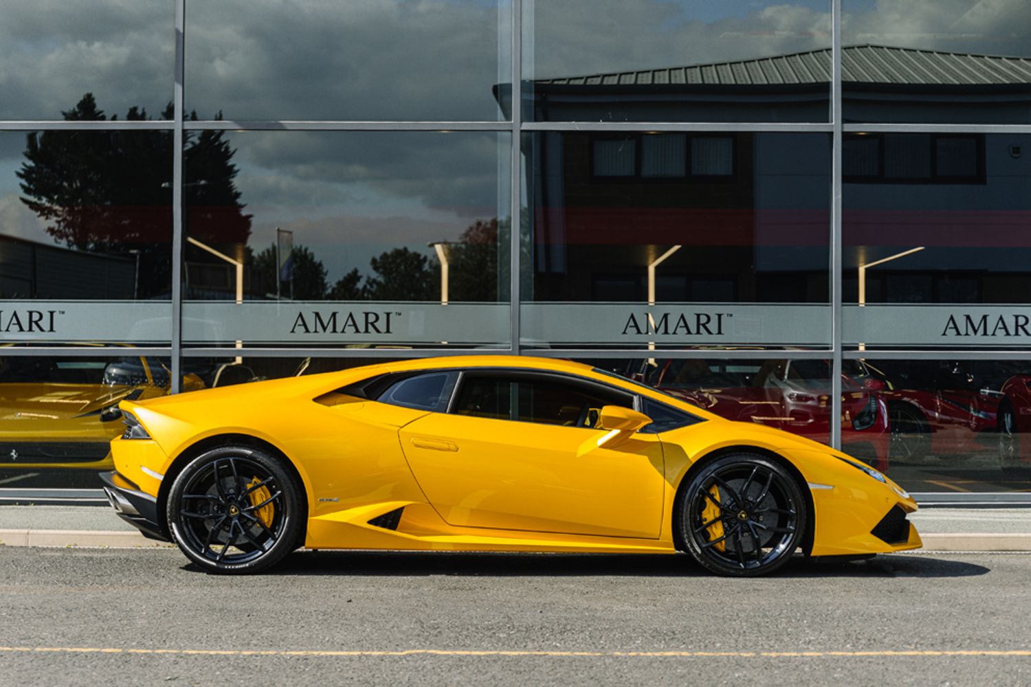 LAMBORGHINI HURACAN COUPE 5.2 LP 610-4 2DR SEMI AUTOMATIC