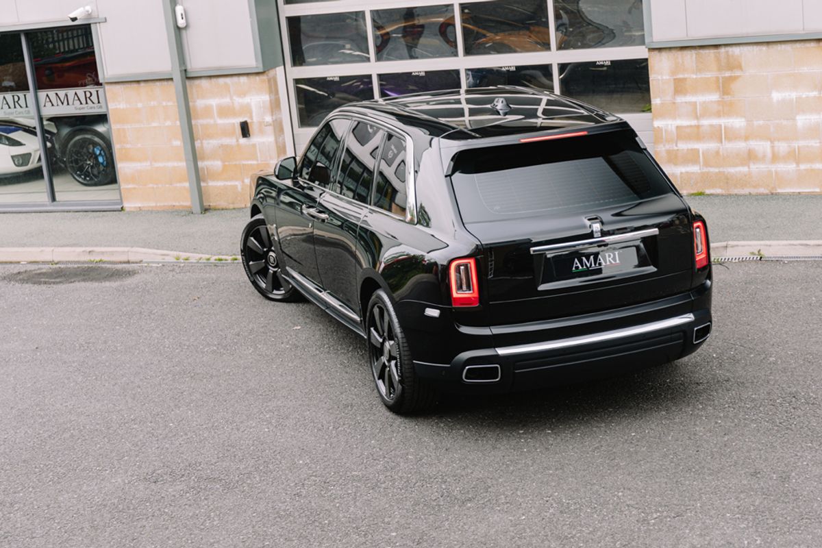 ROLLS-ROYCE CULLINAN ESTATE 6.7 V12 5DR AUTOMATIC