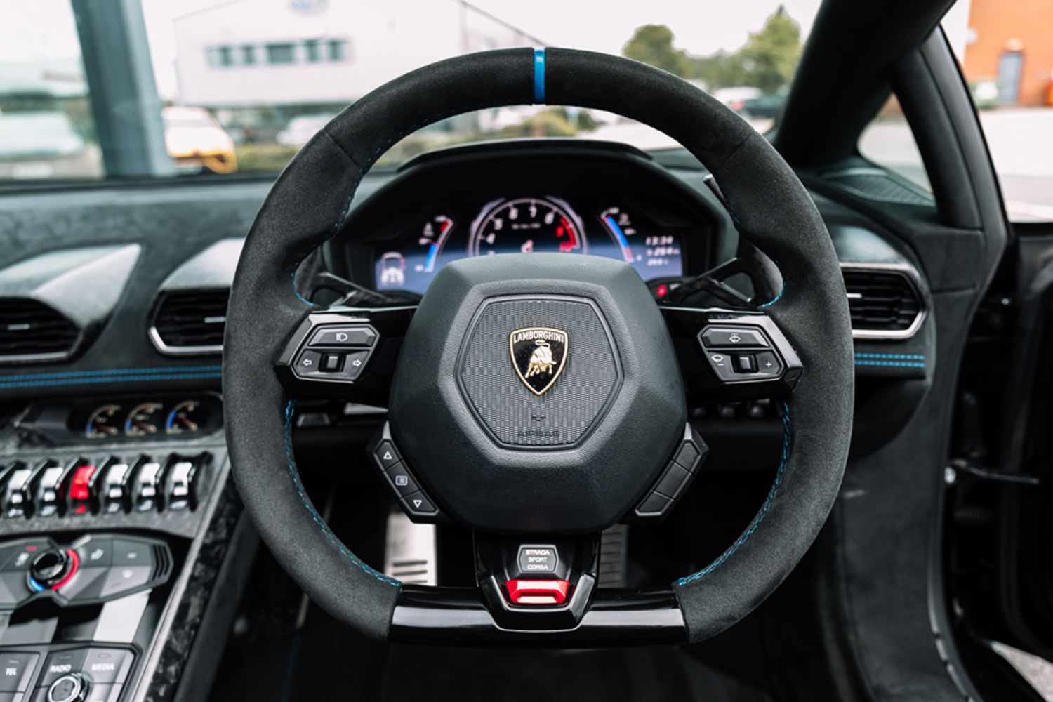 LAMBORGHINI HURACAN LP 640-4 PERFORMANTE COUPE 5.2 LP 640-4 PERFORMANTE 2DR SEMI AUTOMATIC