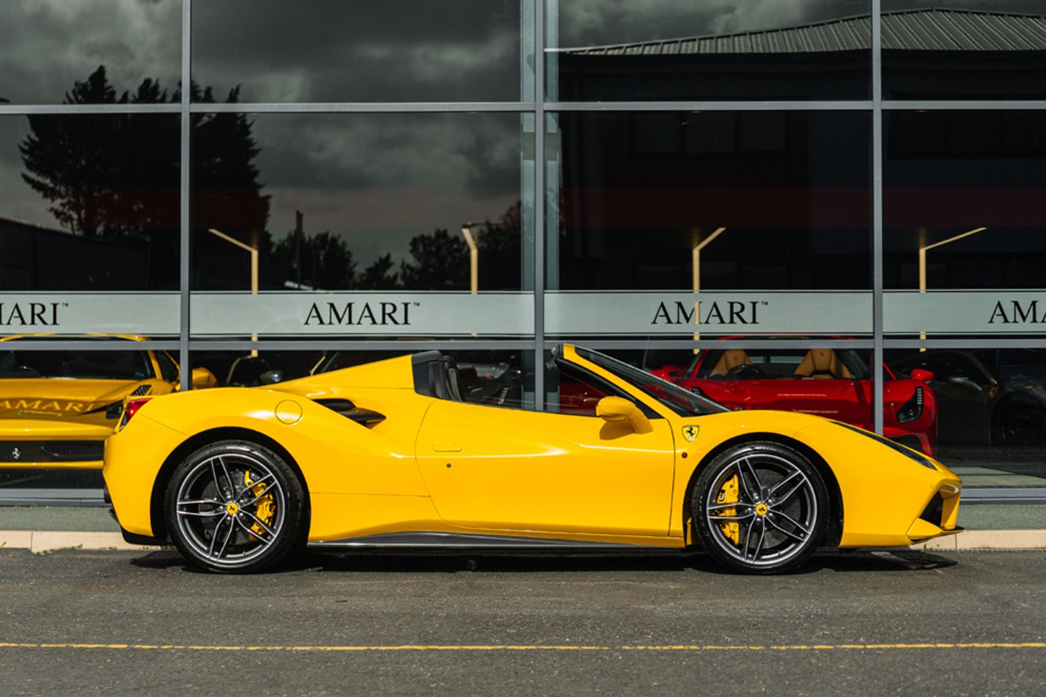 FERRARI 488 CONVERTIBLE 3.9 SPIDER 2DR SEMI AUTOMATIC