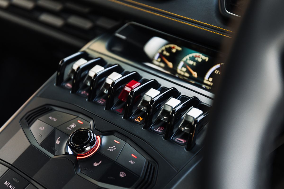 LAMBORGHINI HURACAN COUPE 5.2 LP 610-4 2DR SEMI AUTOMATIC
