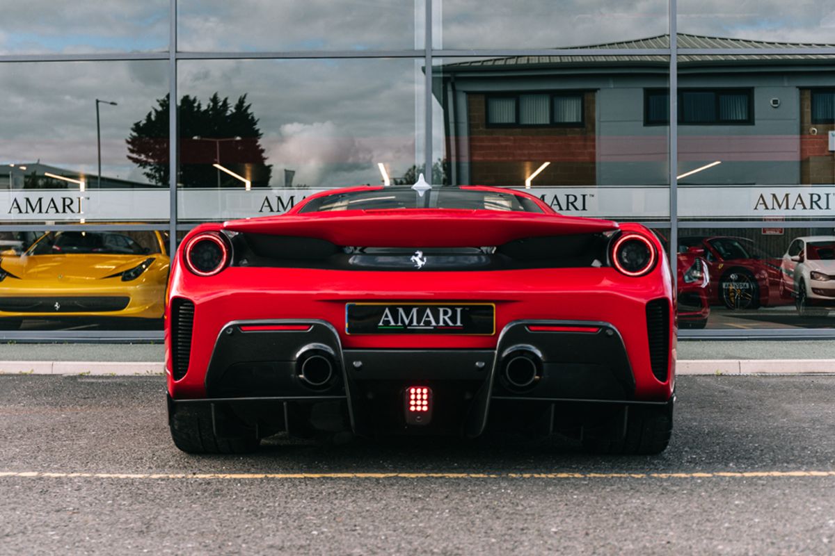 Ferrari 488 Pista Coupe 3.9 VS 2DR SEMI AUTOMATIC