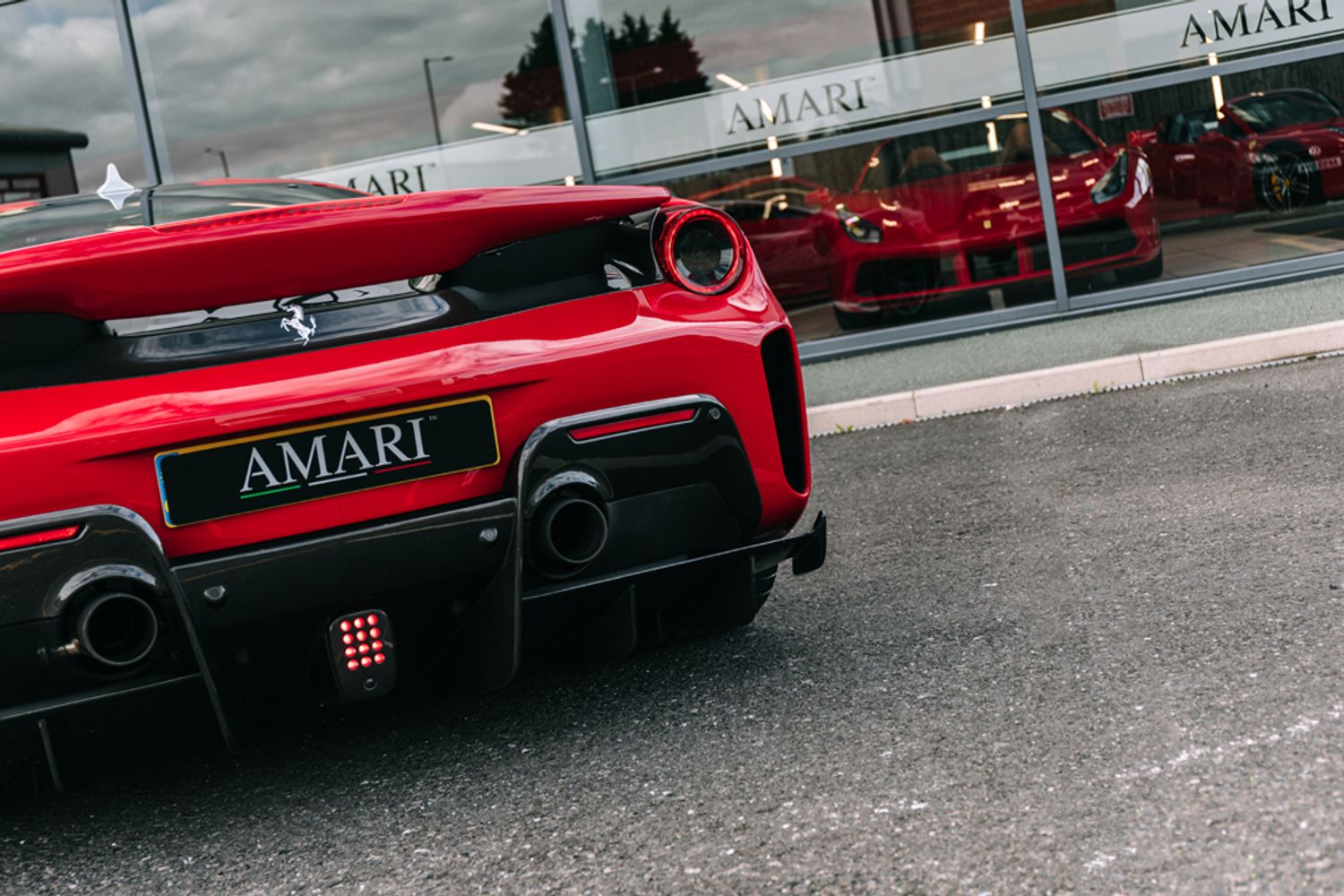 Ferrari 488 Pista Coupe 3.9 VS 2DR SEMI AUTOMATIC