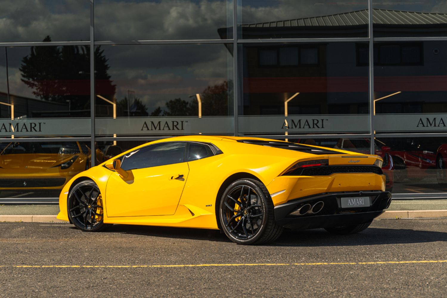 LAMBORGHINI HURACAN COUPE 5.2 LP 610-4 2DR SEMI AUTOMATIC