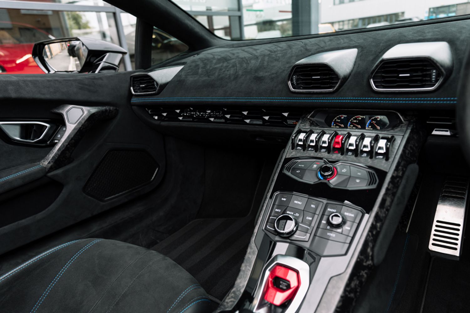 LAMBORGHINI HURACAN LP 640-4 PERFORMANTE COUPE 5.2 LP 640-4 PERFORMANTE 2DR SEMI AUTOMATIC