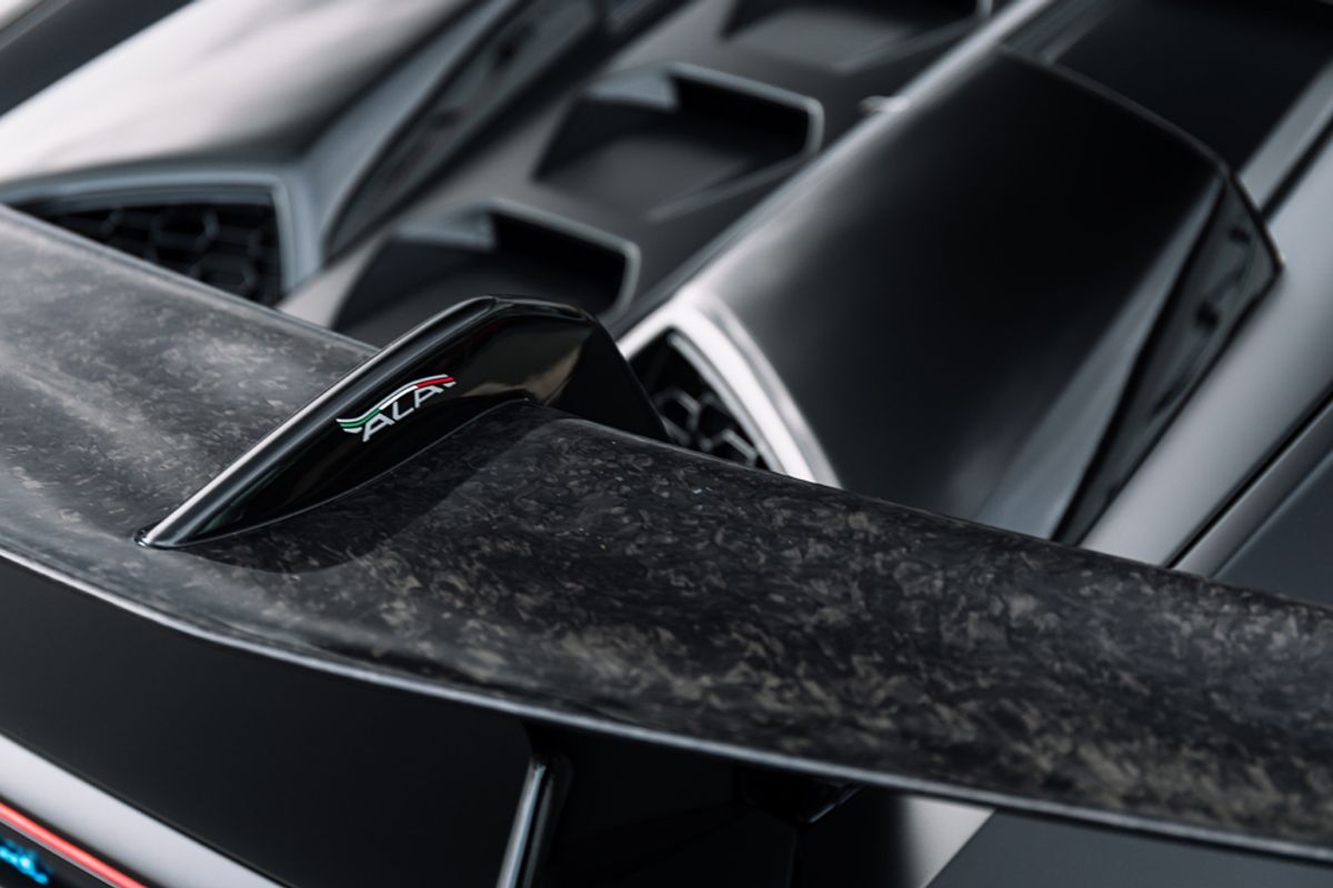 LAMBORGHINI HURACAN LP 640-4 PERFORMANTE COUPE 5.2 LP 640-4 PERFORMANTE 2DR SEMI AUTOMATIC